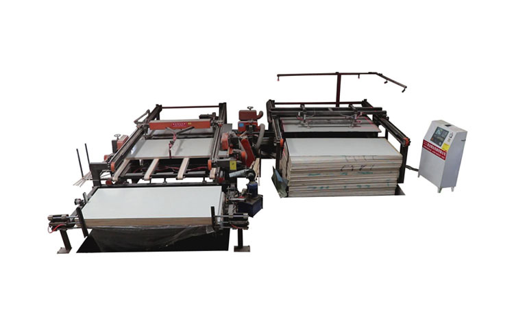 Servo system automatic edge sawing machine