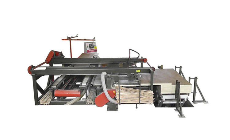 Automatic edge sawing machine for ecological board